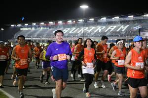 BIB: 2507, 22806, 276, 2714, 23332, 28125
                            <button type="button" onclick="openModal(10858508)" class="btn btn-primary btn-sm float-right btn-popup" data-toggle="modal" data-target=".modal-high-quality">
                        <i class="fas fa-shopping-cart"></i> Add to Cart
                    </button>
                                            <button type="button" onclick="isThisMe(10858508, true)" class="btn btn-success btn-sm float-right btn-popup btn-isme hidden" data-toggle="tooltip" data-placement="bottom" title="นี่คือรูปของคุณใช่ไหม คลิกที่นี่เพื่อเอาเข้าอัลบั้ม">
                        <i class="fas fa-plus"></i> Add to album
                    </button>
                    <button type="button" onclick="isThisMe(10858508, false)" class="btn btn-warning btn-sm float-right btn-popup btn-isnotme hidden">
                        <i class="fas fa-ban"></i> Remove from album
                    </button>